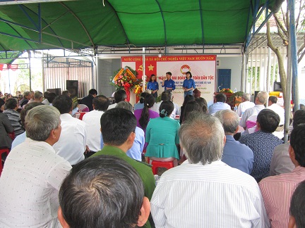 Quang cảnh Ngày hội Đại đoàn kết toàn dân tộc tại thôn Công Chánh, thị trấn Tuy Phước, huyện Tuy Phước