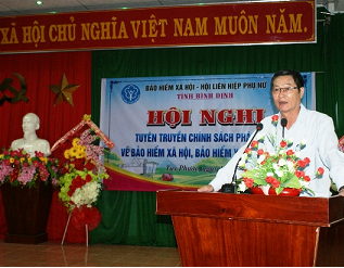 Ông Trần Văn Trung- Phó Giám đốc BHXH tỉnh phát biểu khai mạc Hội nghị