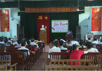 Quang cảnh buổi liên hoan