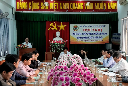 Đồng chí Nguyễn Văn Hùng- Phó Bí thư Thường trực Huyện ủy phát biểu tại Hội nghị