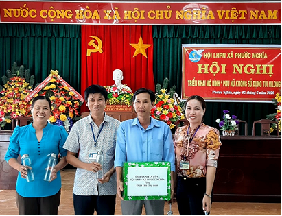 Hội nghị triển khai mô hình “Phụ nữ không sử dụng túi ni lông”