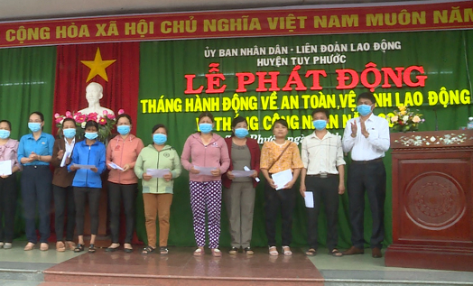 Lễ phát động “Tháng hành động về an toàn vệ sinh lao động” và “Tháng công nhân” năm 2021