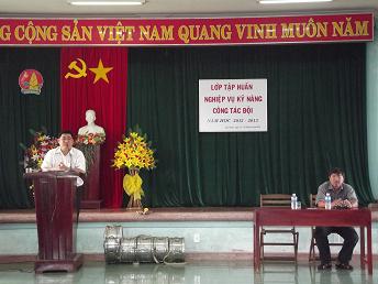Đ/c Nguyễn Hoàng Quang, Bí thư Huyện đoàn phát biểu tại đợt tập huấn