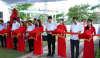 Đại diện lãnh đạo Sở Văn hóa - Thể thao tỉnh Bình Định, lãnh đạo huyện Tuy Phước và lãnh đạo huyện Can Lộc, Hà Tĩnh cắt băng khánh thành lễ đặt tượng