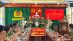 Lãnh đạo Công an huyện Tuy Phước nhận khen thưởng