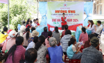 Lãnh đạo Hội Chữ thập đỏ huyện phát biểu khai mạc phiên chợ nhân ái 2024